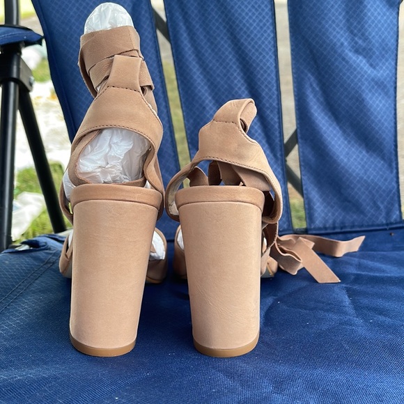 Steve Madden Womens Heels. BRAND NEW! - Picture 4 of 5